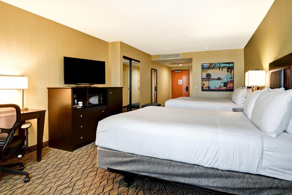 Resort Express Newport By Ihg