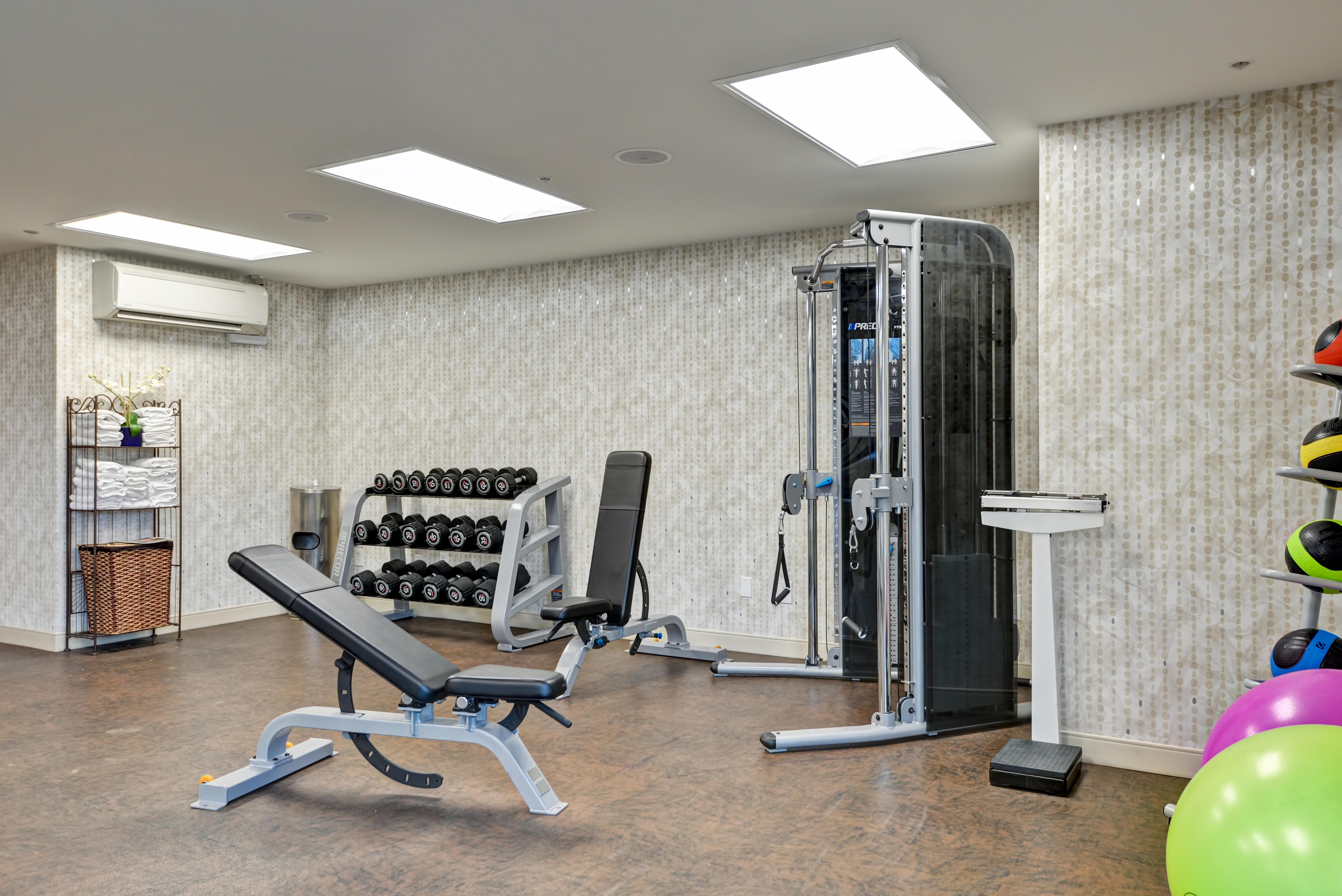 Resort Express Newport By Ihg Newport Beach