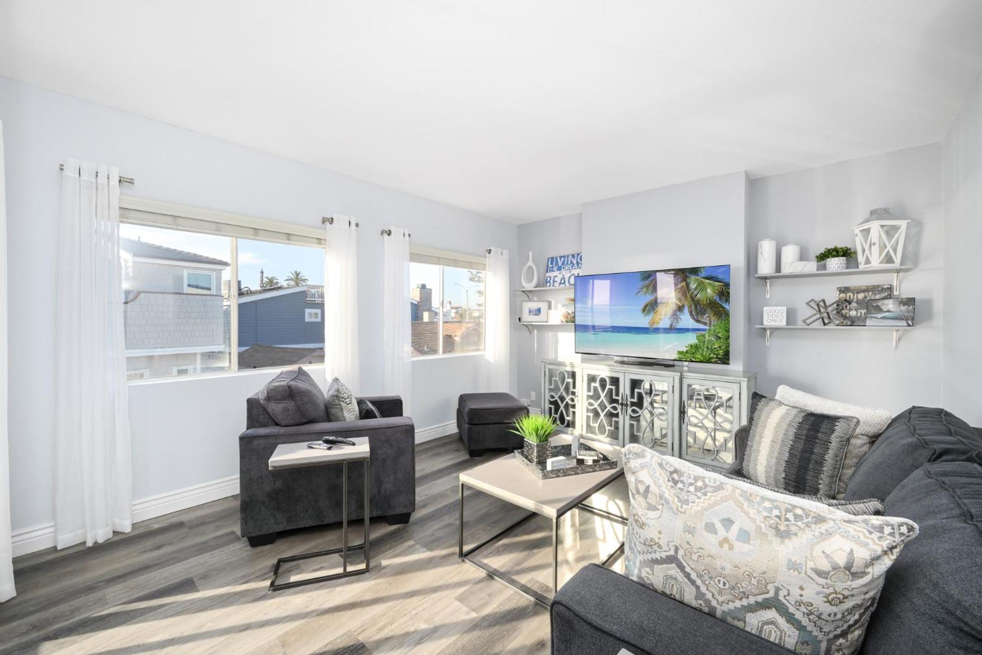 1 Bedroom In The Back Of Our Oceanfront Holiday home Newport Beach