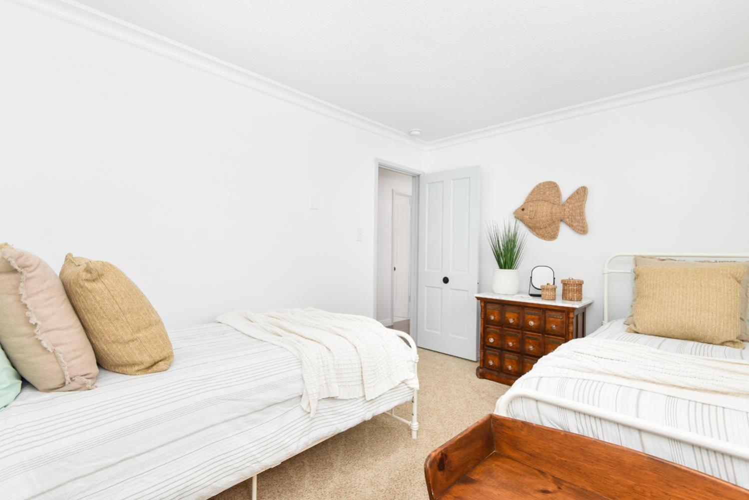 Holiday home 4 Bedroom Oceanfront With Giant Patio On The Newport Beach