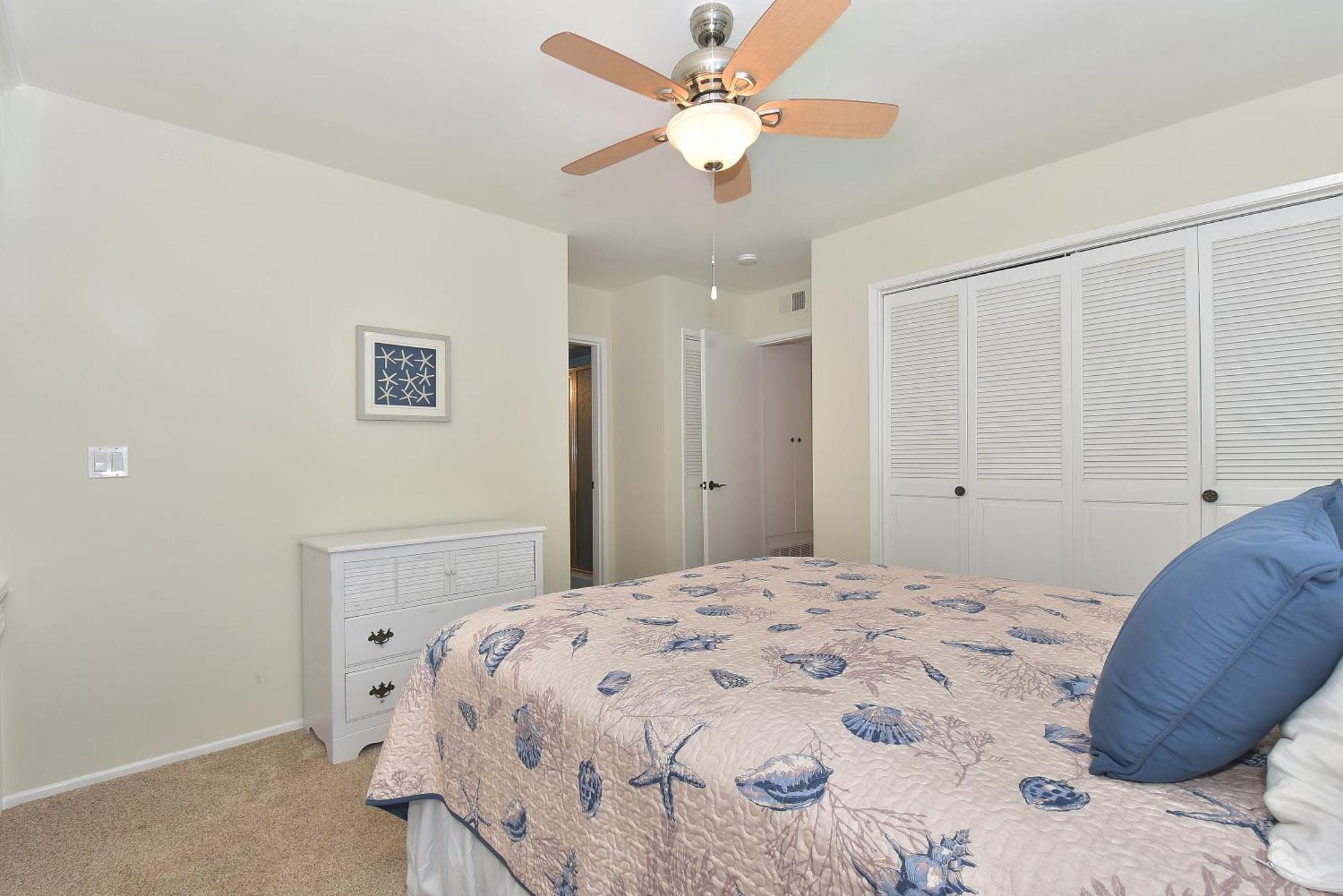 Holiday home 925 W Bay Ave