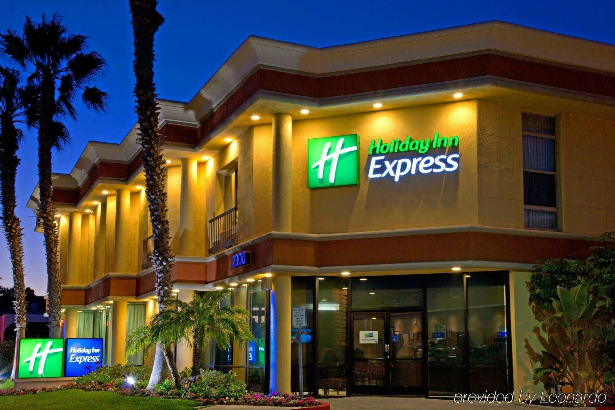 Express Newport By Ihg Resort Newport Beach