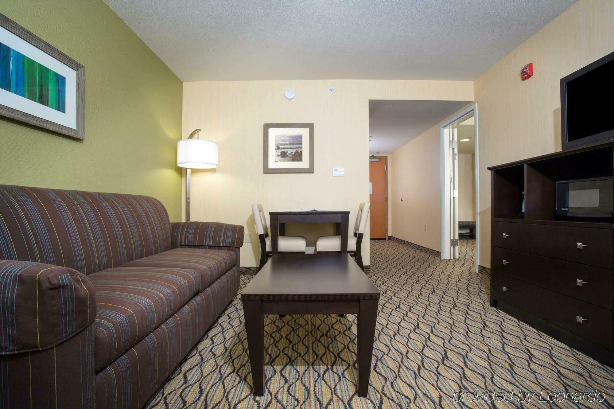 Express Newport By Ihg 3*