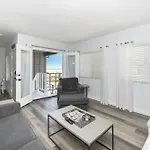 1 Bedroom Apartment In The Back Of Our Oceanfront Home