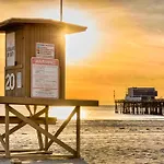 4 Bedroom Across From The Beach And Boardwalk