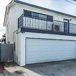 4 Bedroom Across From The Beach And Boardwalk