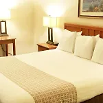 Newport Channel Inn
