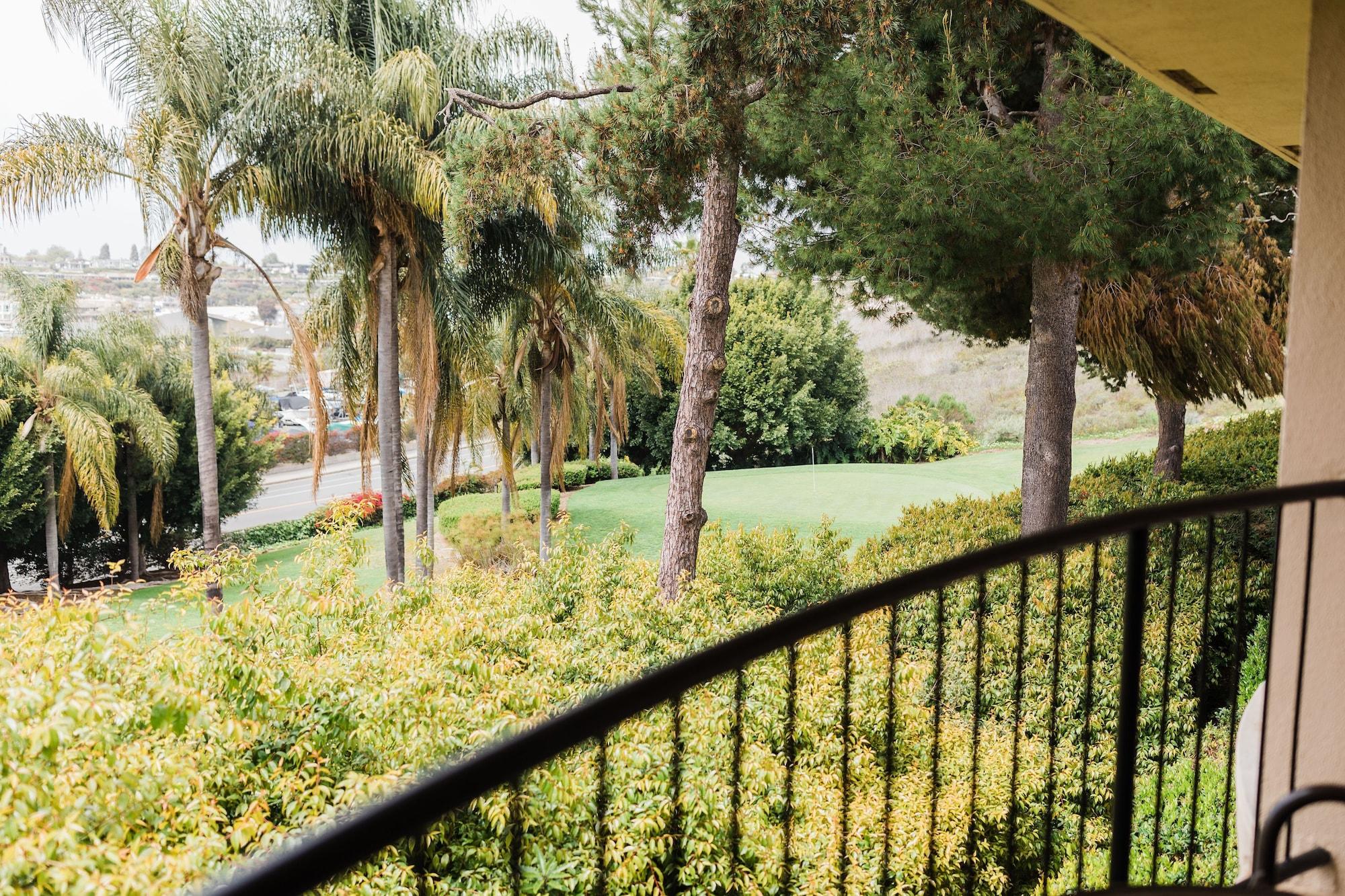 Resort Hyatt Regency Newport 4*