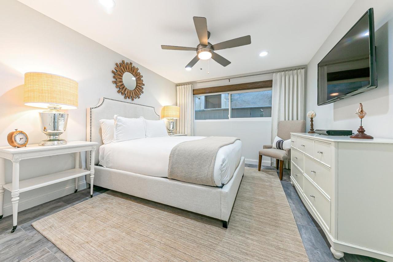 Balboa Island Diamond Compound Newport Beach