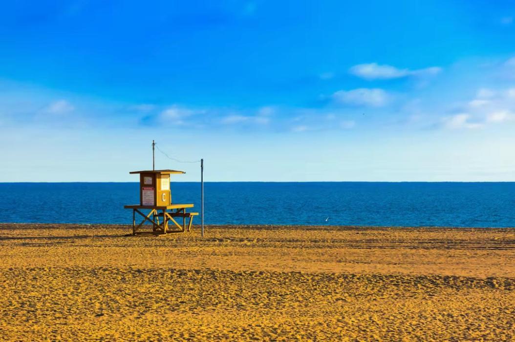Holiday home 1 Bedroom In The Back Of Our Oceanfront Newport Beach
