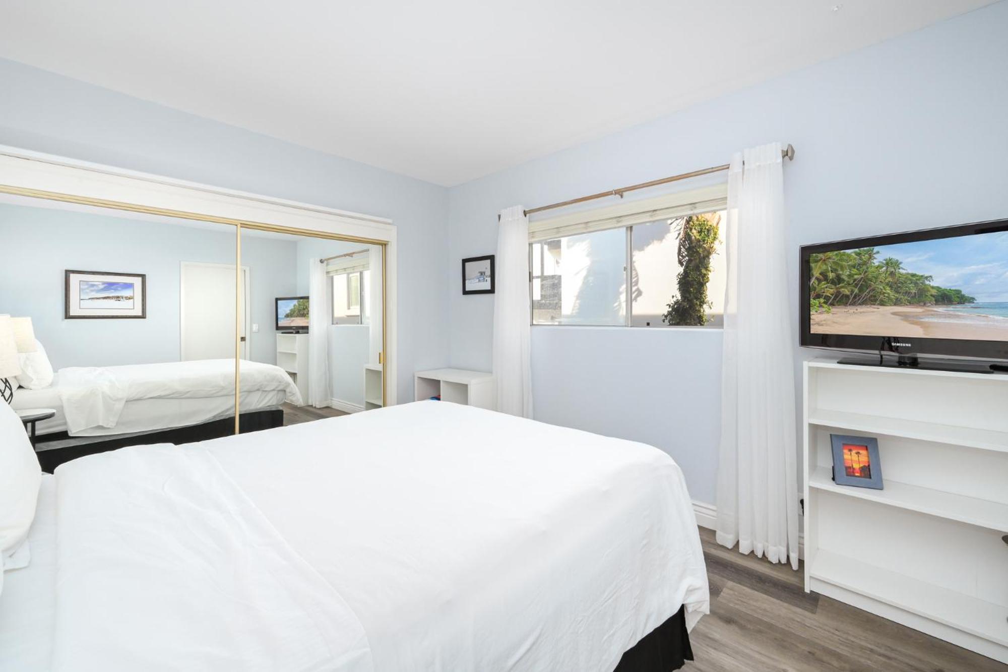 1 Bedroom In The Back Of Our Oceanfront Holiday home Newport Beach
