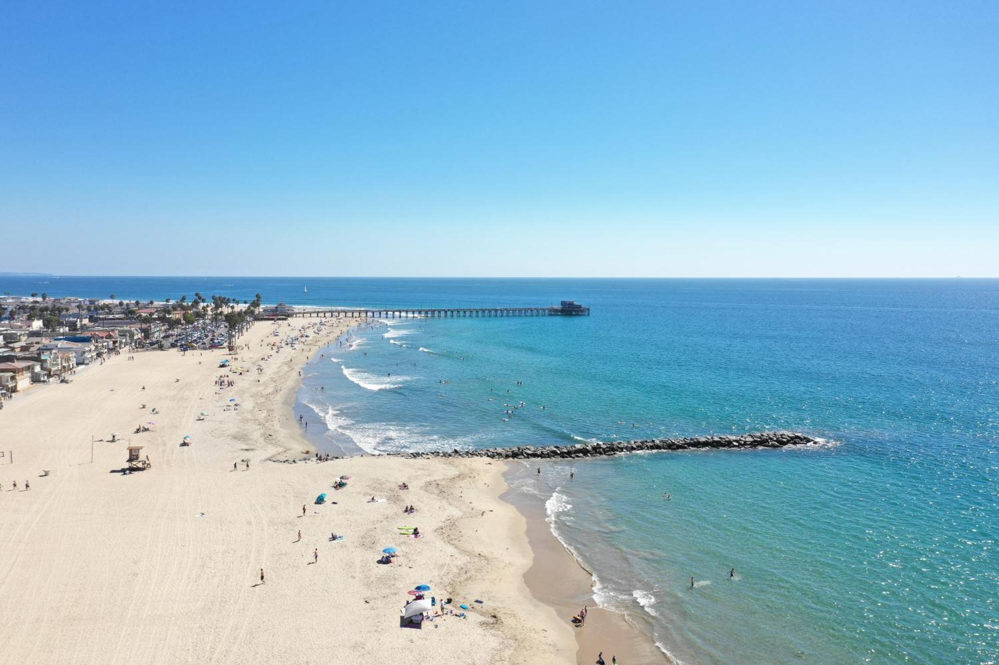1 Bedroom In The Back Of Our Oceanfront * Newport Beach