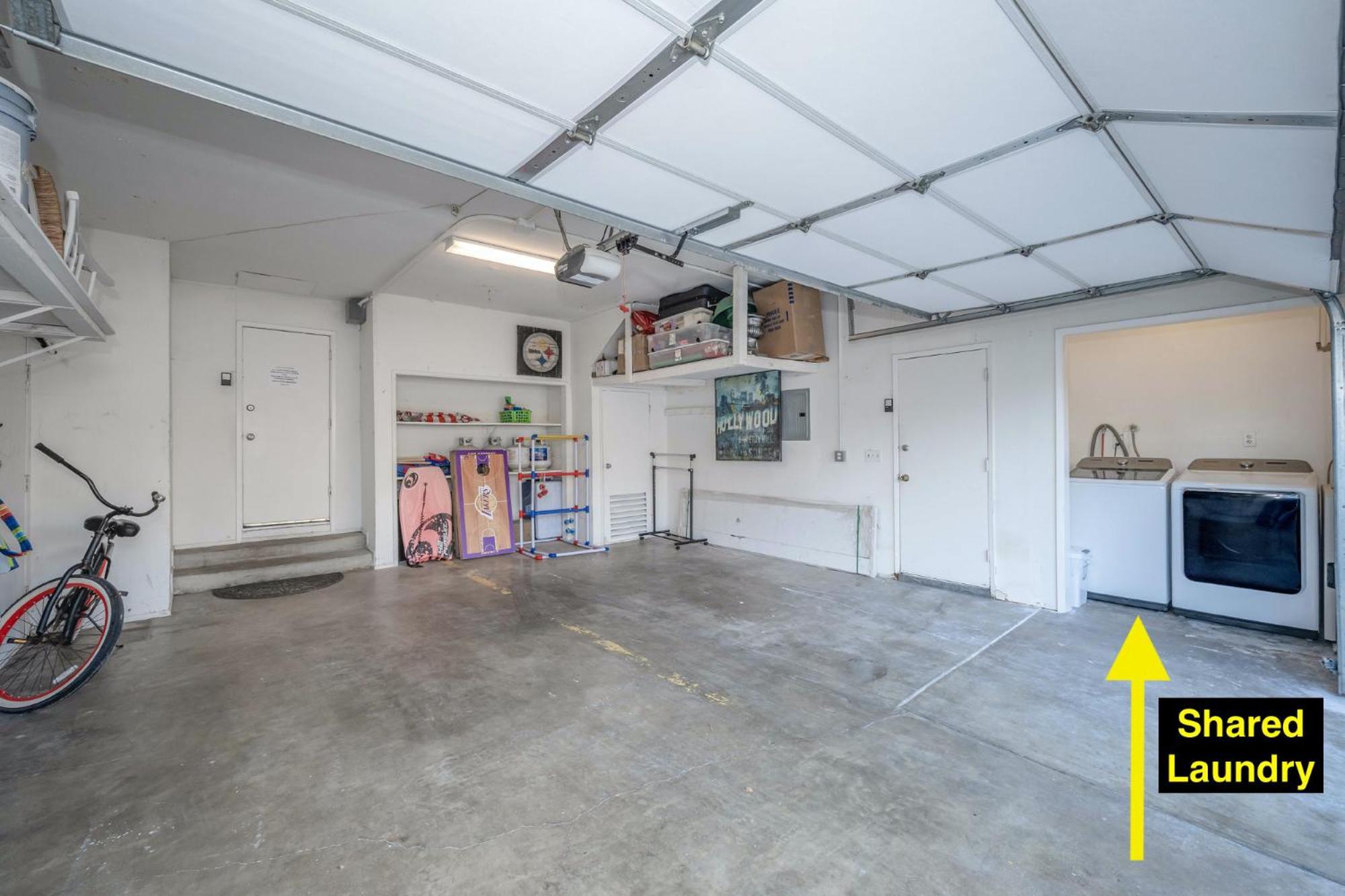 1 Bedroom In The Back Of Our Oceanfront Holiday home Newport Beach