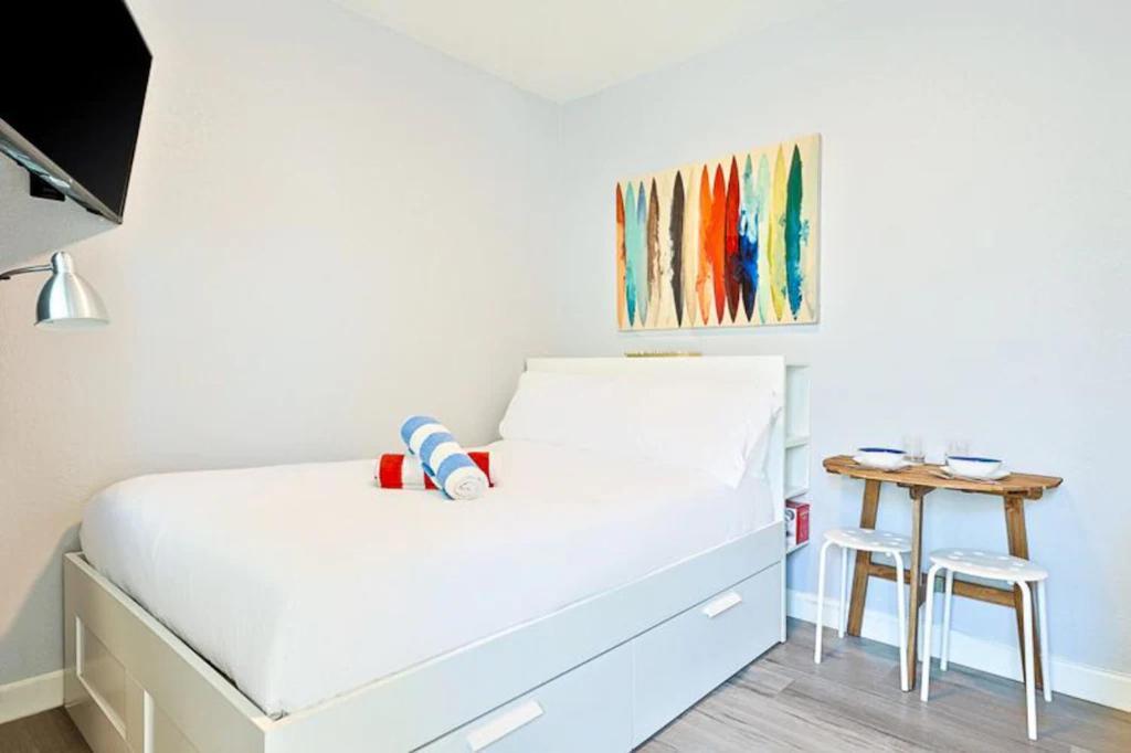 Holiday home 4 Bedroom Across From The And Boardwalk Newport Beach