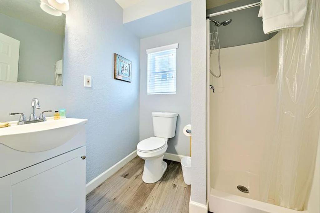 4 Bedroom Across From The And Boardwalk Newport Beach