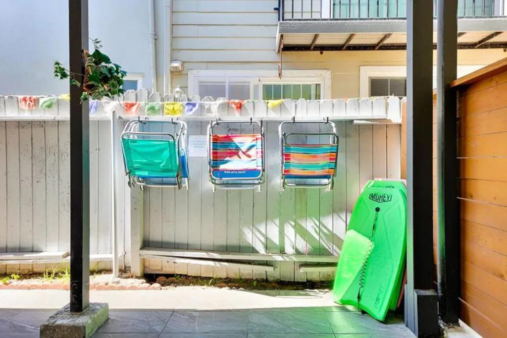 4 Bedroom Across From The And Boardwalk Holiday home