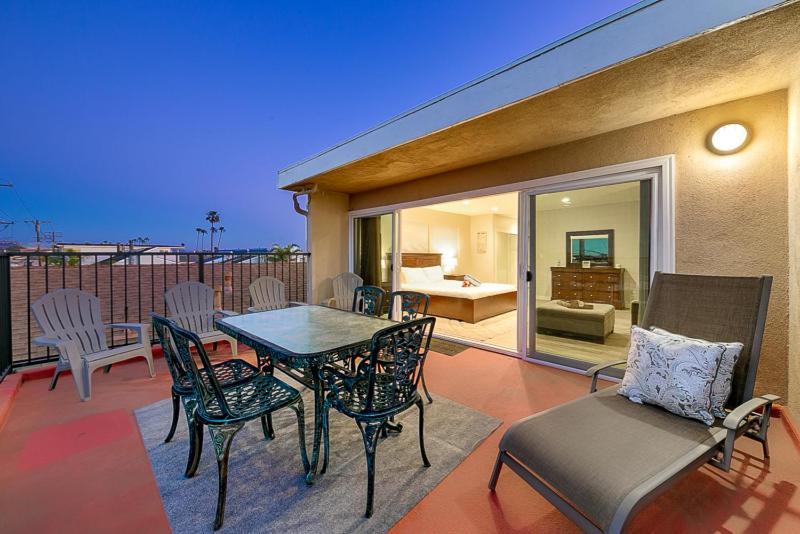 6 Bedroom With Rooftop Deck Between The Bay & The