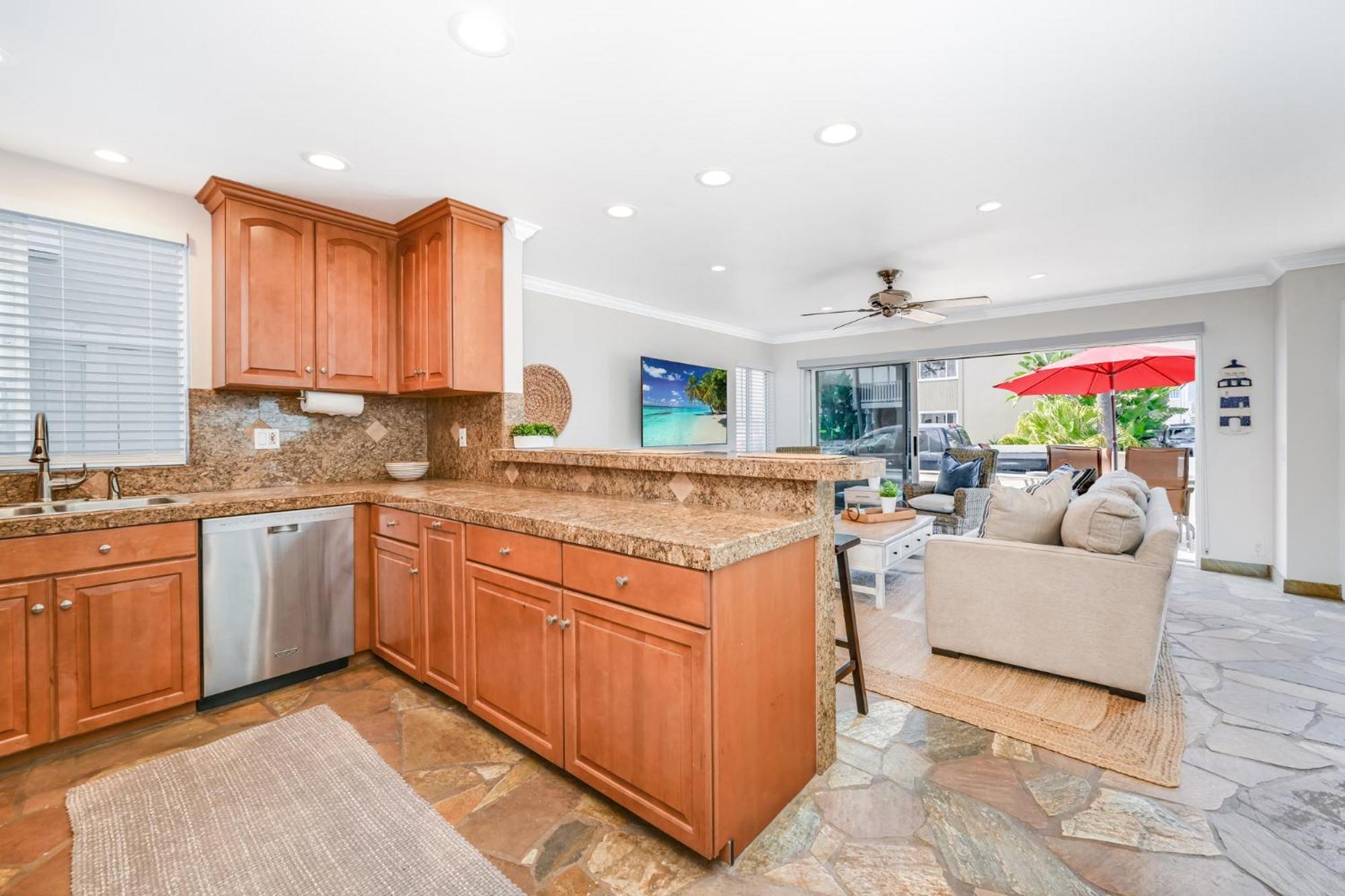 Holiday home Three Bedroom On 36th With Indoor Outdoor Living *