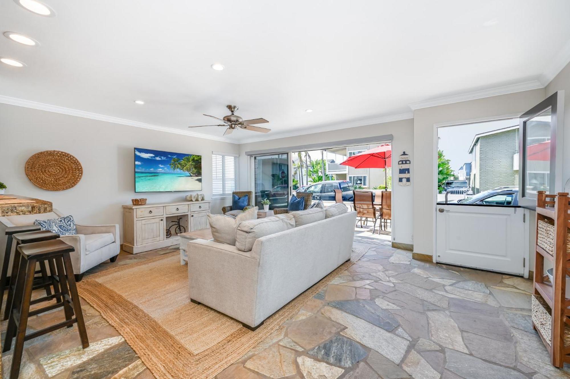 Three Bedroom On 36th With Indoor Outdoor Living Holiday home *