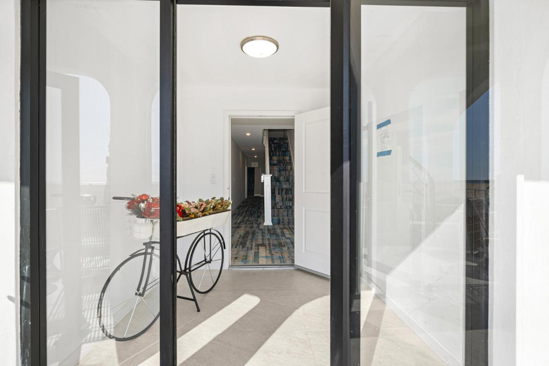 1628 West Oceanfront Oasis - 4,6,7 Apartment