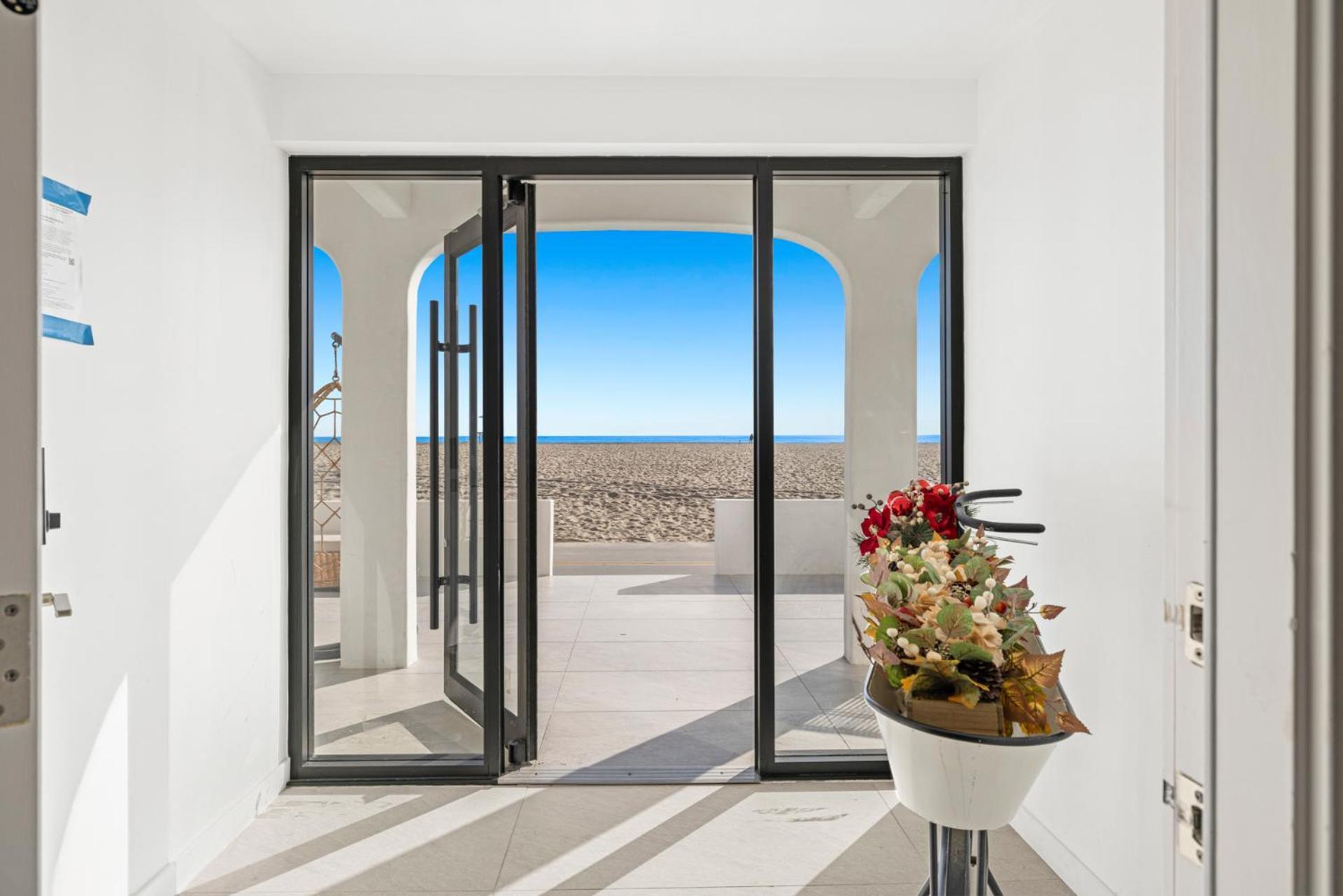 1628 West Oceanfront Oasis - 4,6,7 Apartment *