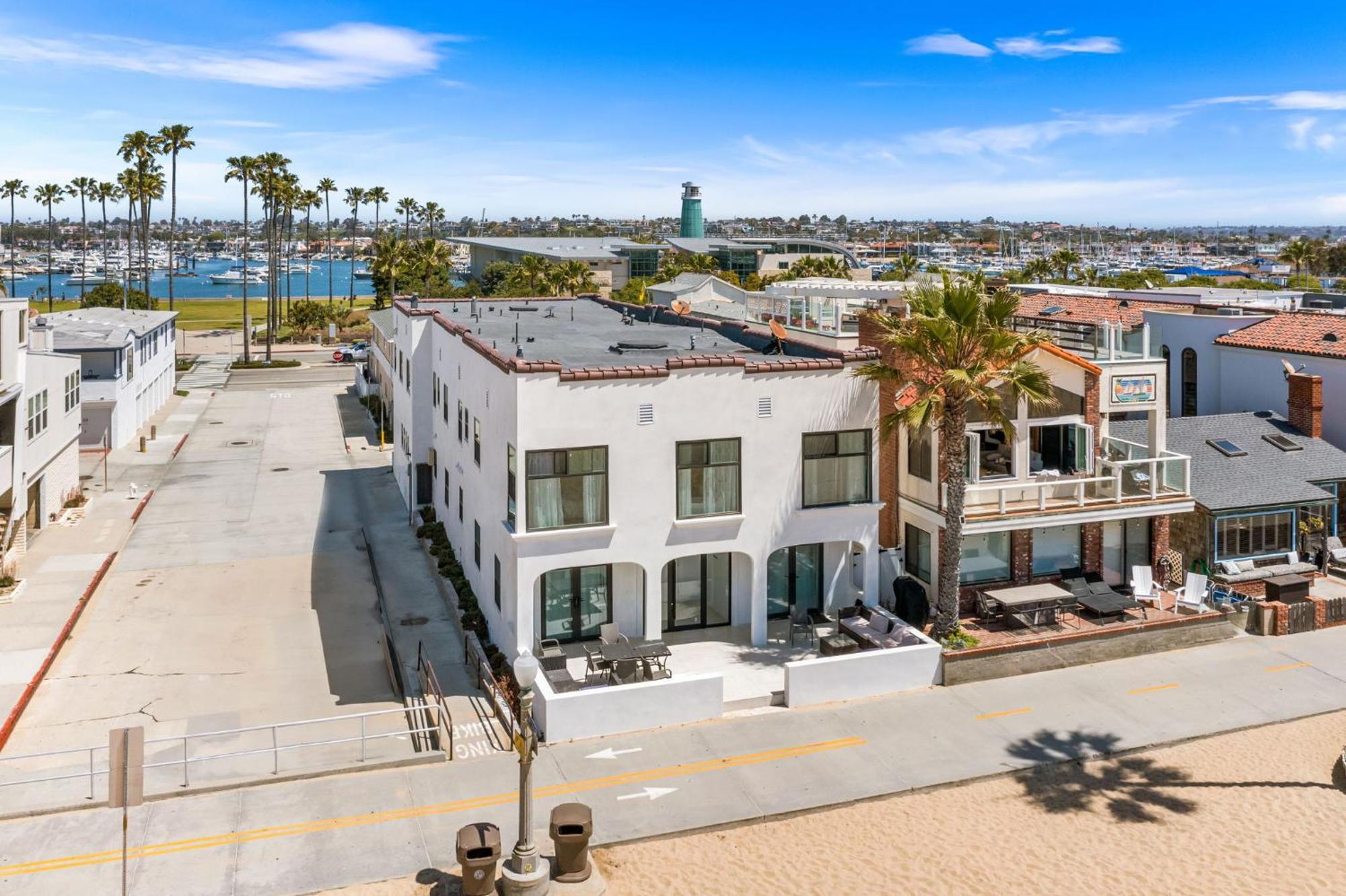 1628 West Oceanfront Oasis - 4,6,7 * Newport Beach