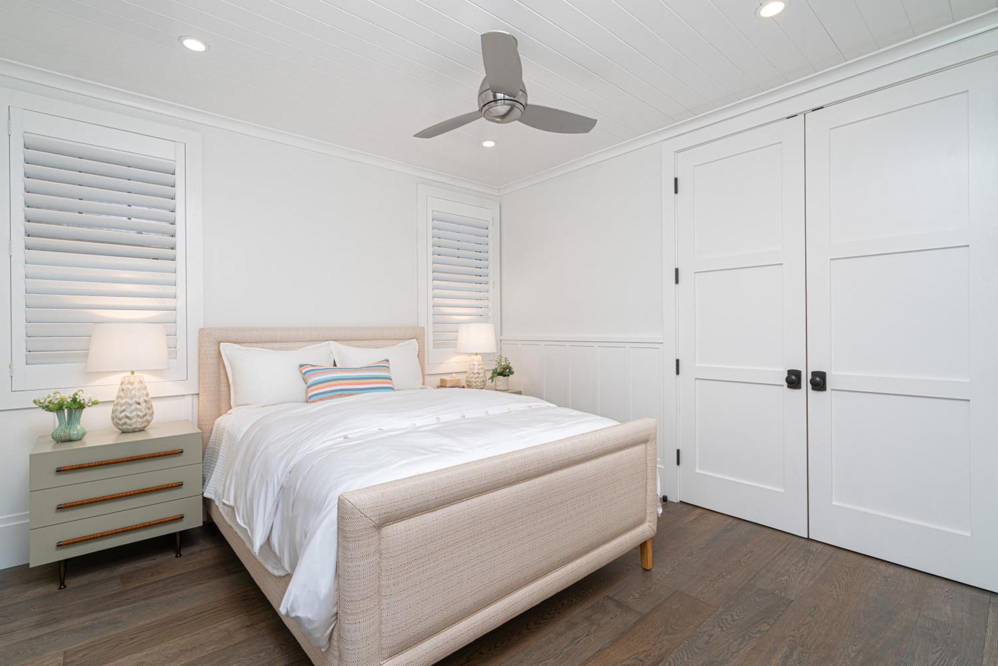 Holiday home 1225 W Balboa Blvd B *