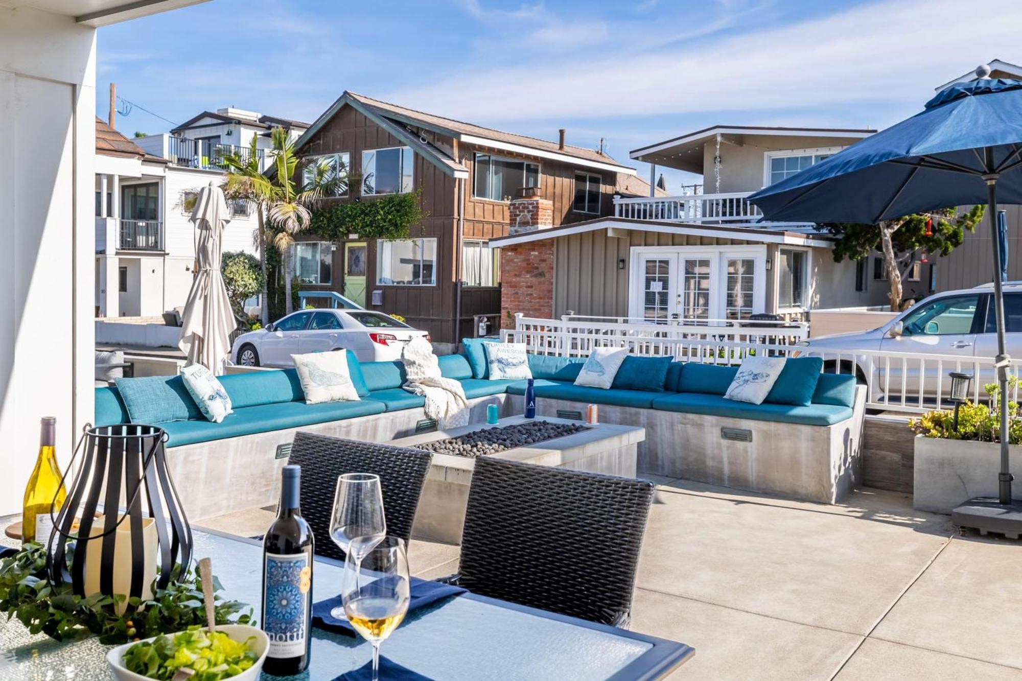 Holiday home Ocean Breeze Buyout By Avantstay Steps To *