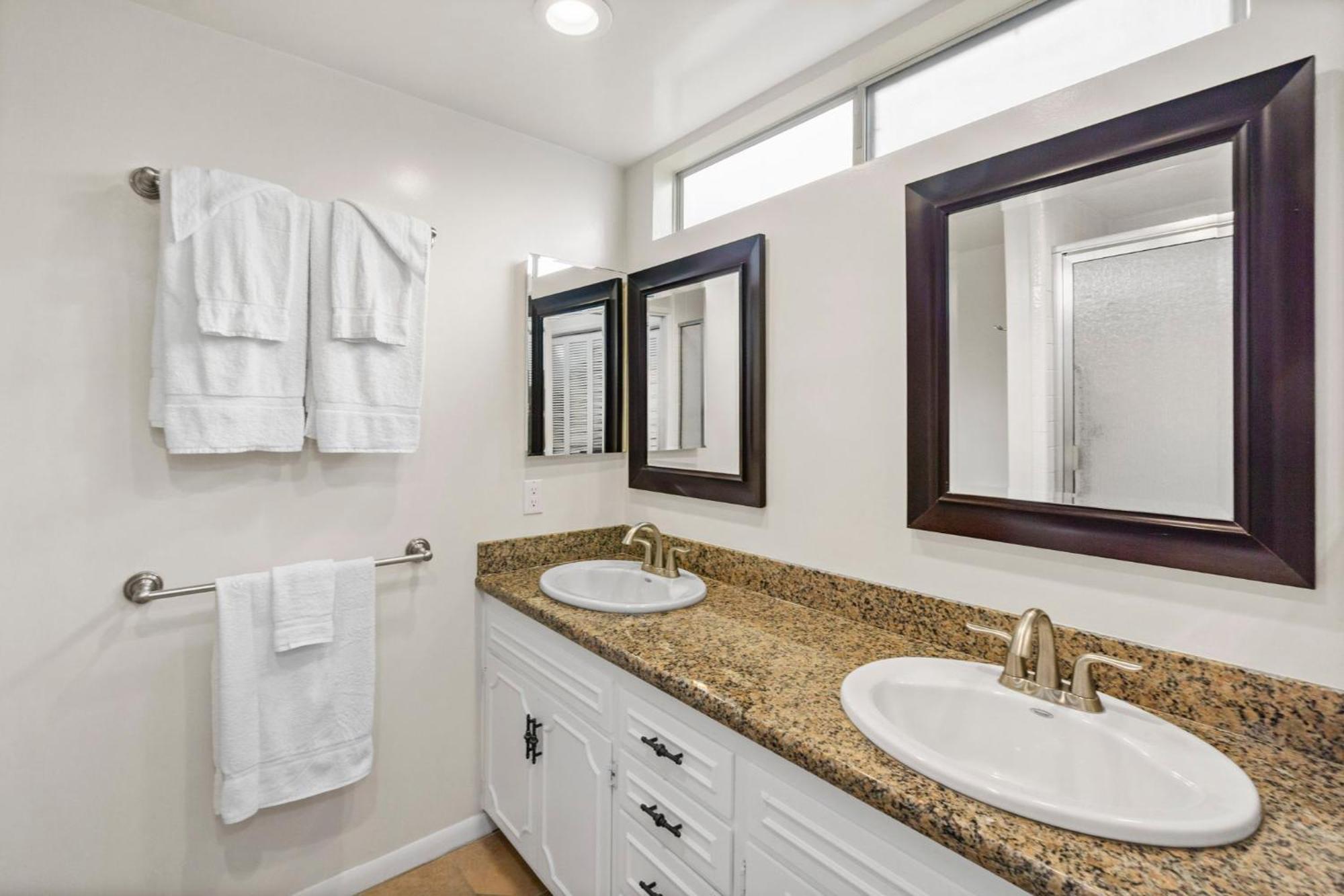 Holiday home 925 W Bay Ave