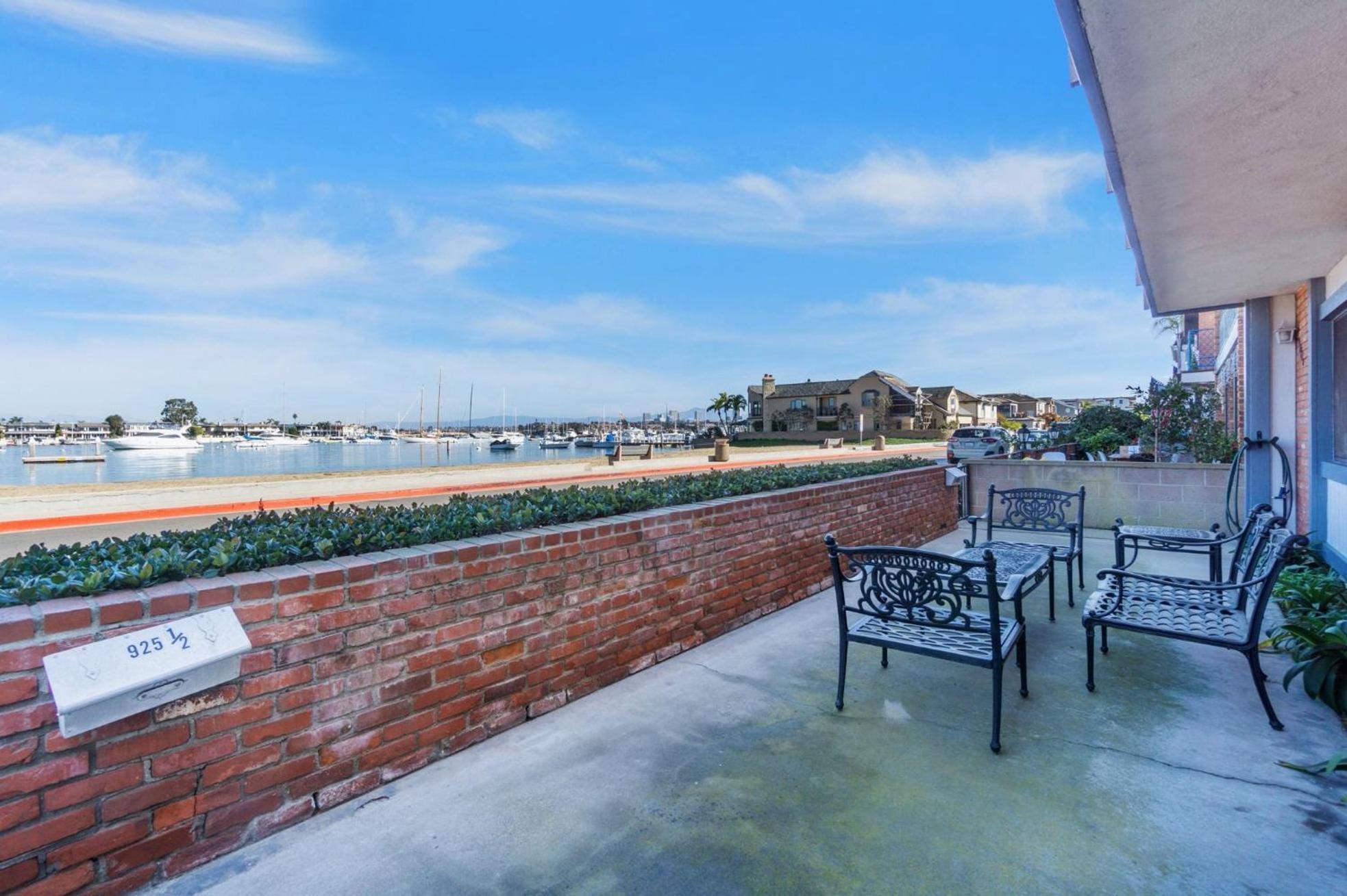 Holiday home 925 W Bay Ave