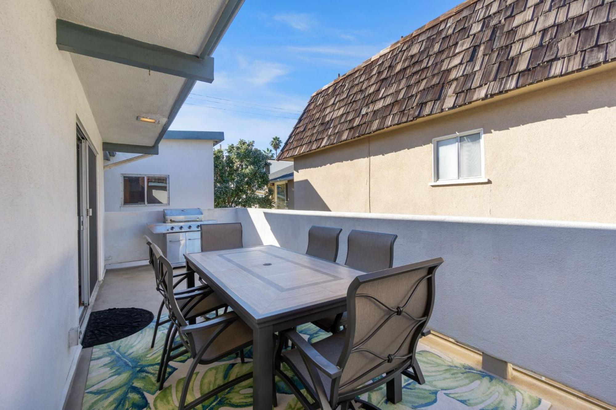 Holiday home 925 W Bay Ave Newport Beach