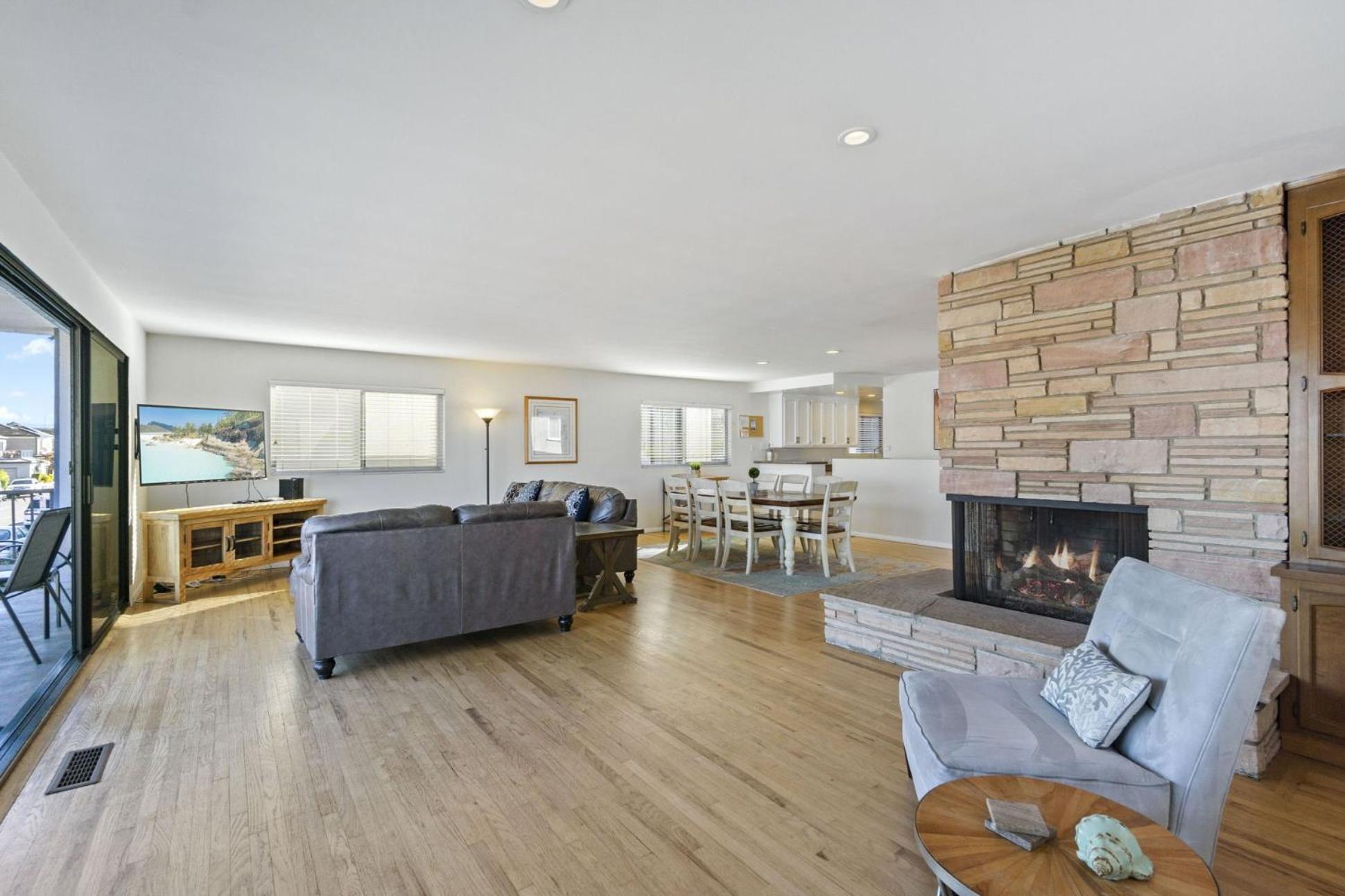 Holiday home 925 W Bay Ave