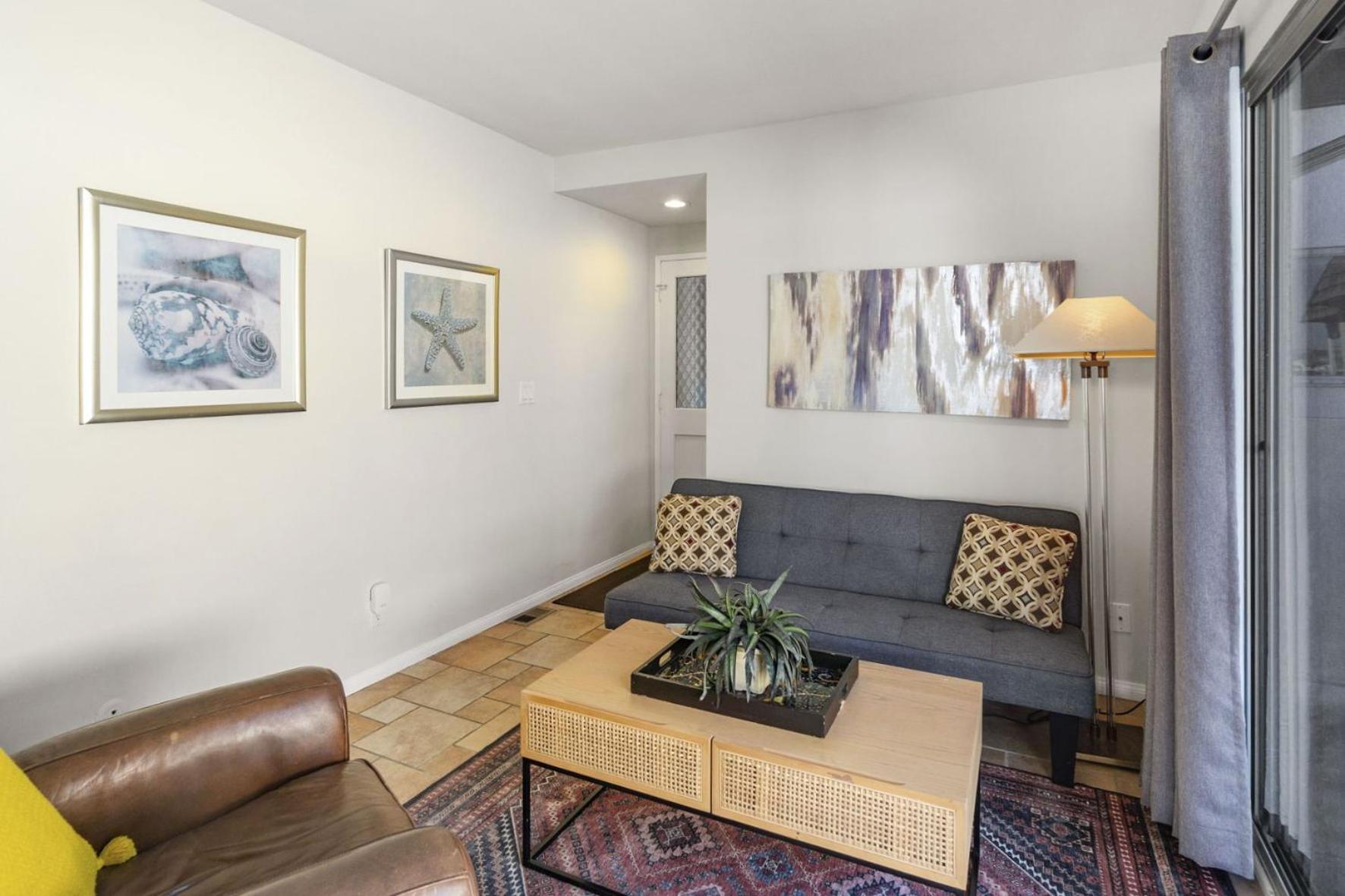 925 W Bay Ave Holiday home Newport Beach
