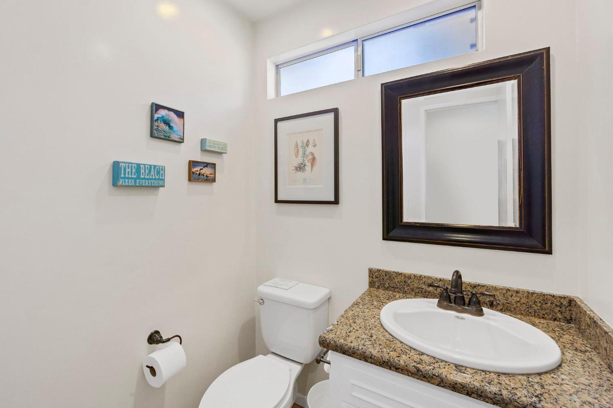 925 W Bay Ave Newport Beach