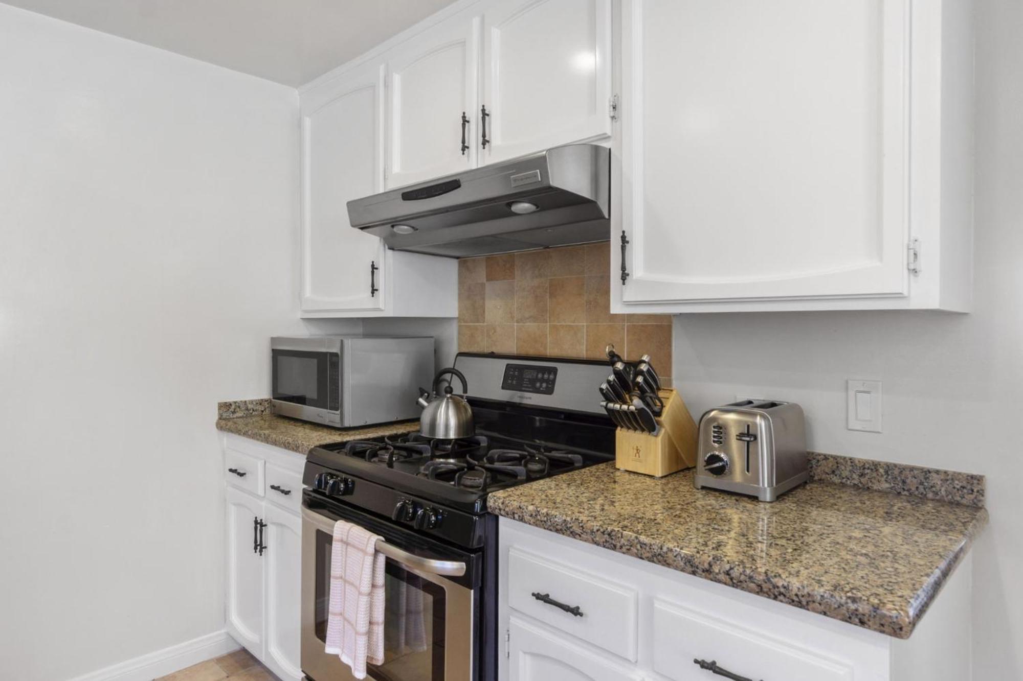 925 W Bay Ave Holiday home *
