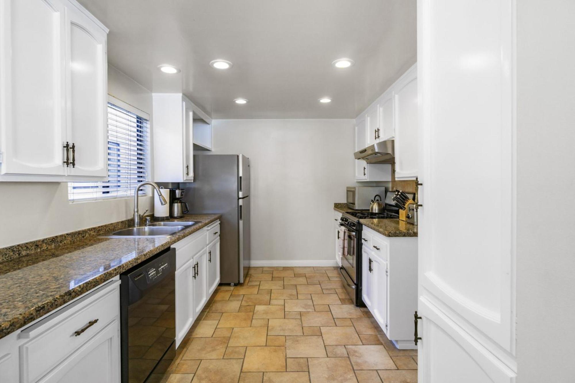 Holiday home 925 W Bay Ave