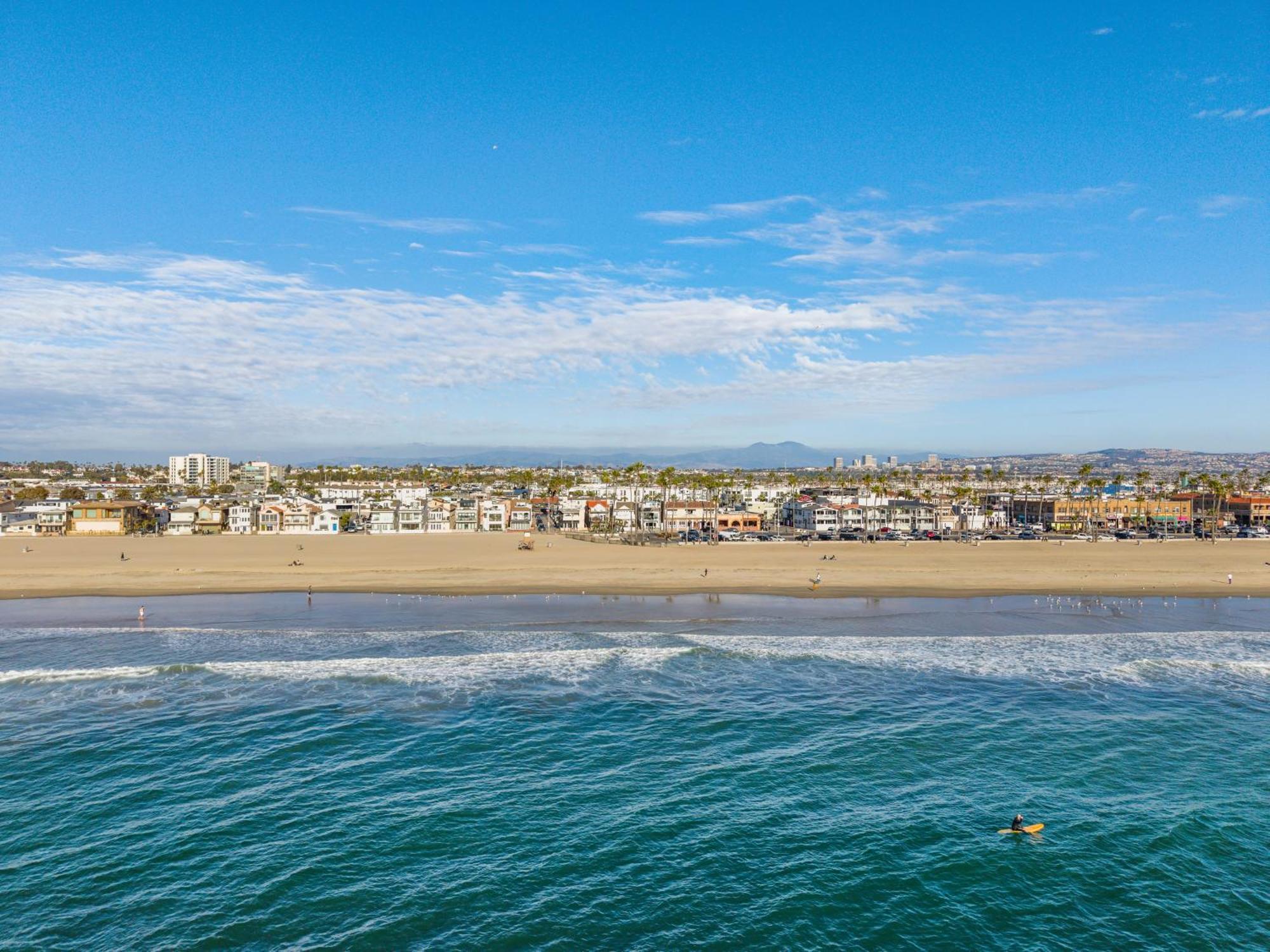 Beachfront Getaway With Ocean Views And Private Patio