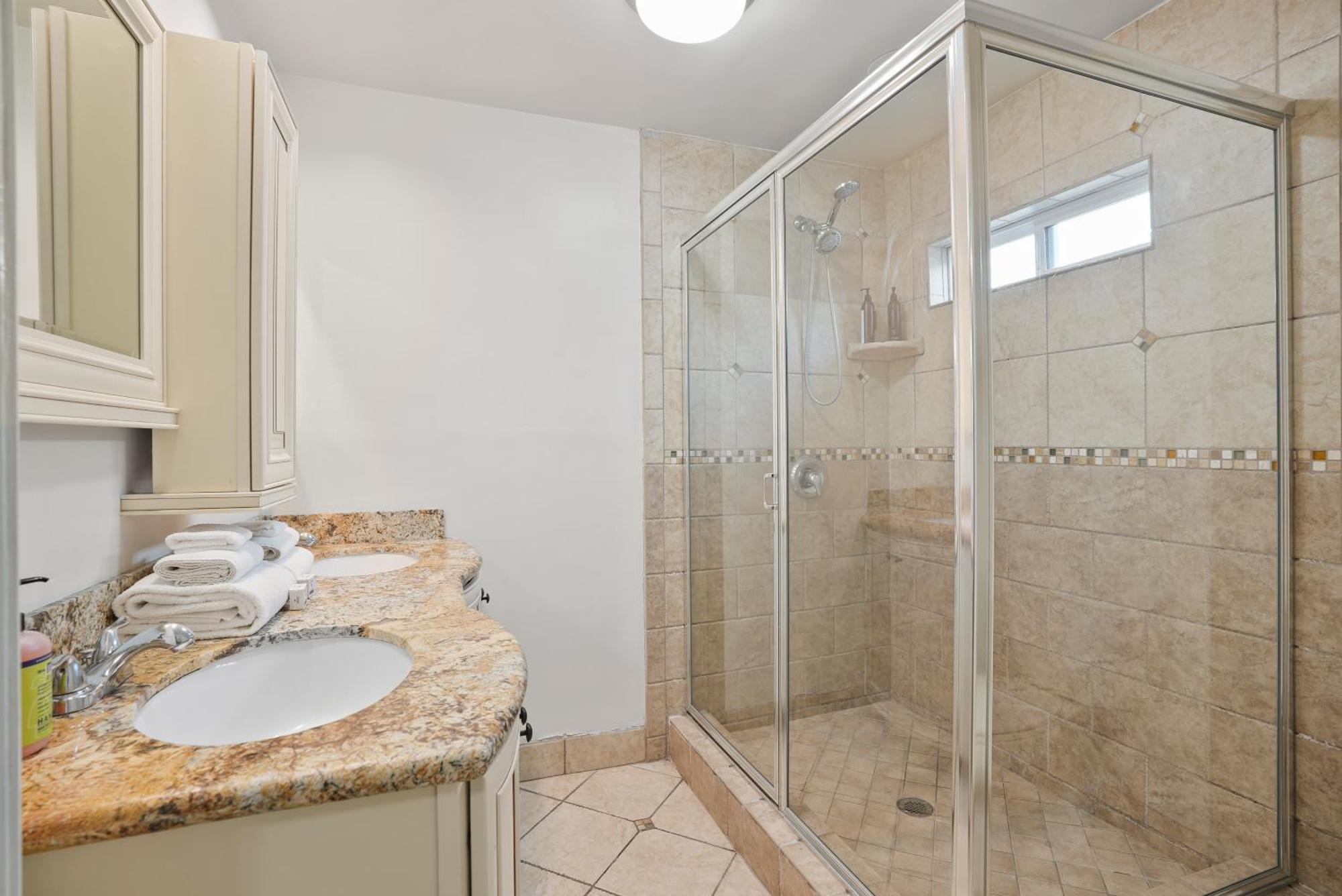 Holiday home Beachfront Getaway With Ocean Views And Private Patio Newport Beach