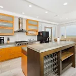 204 E Oceanfront