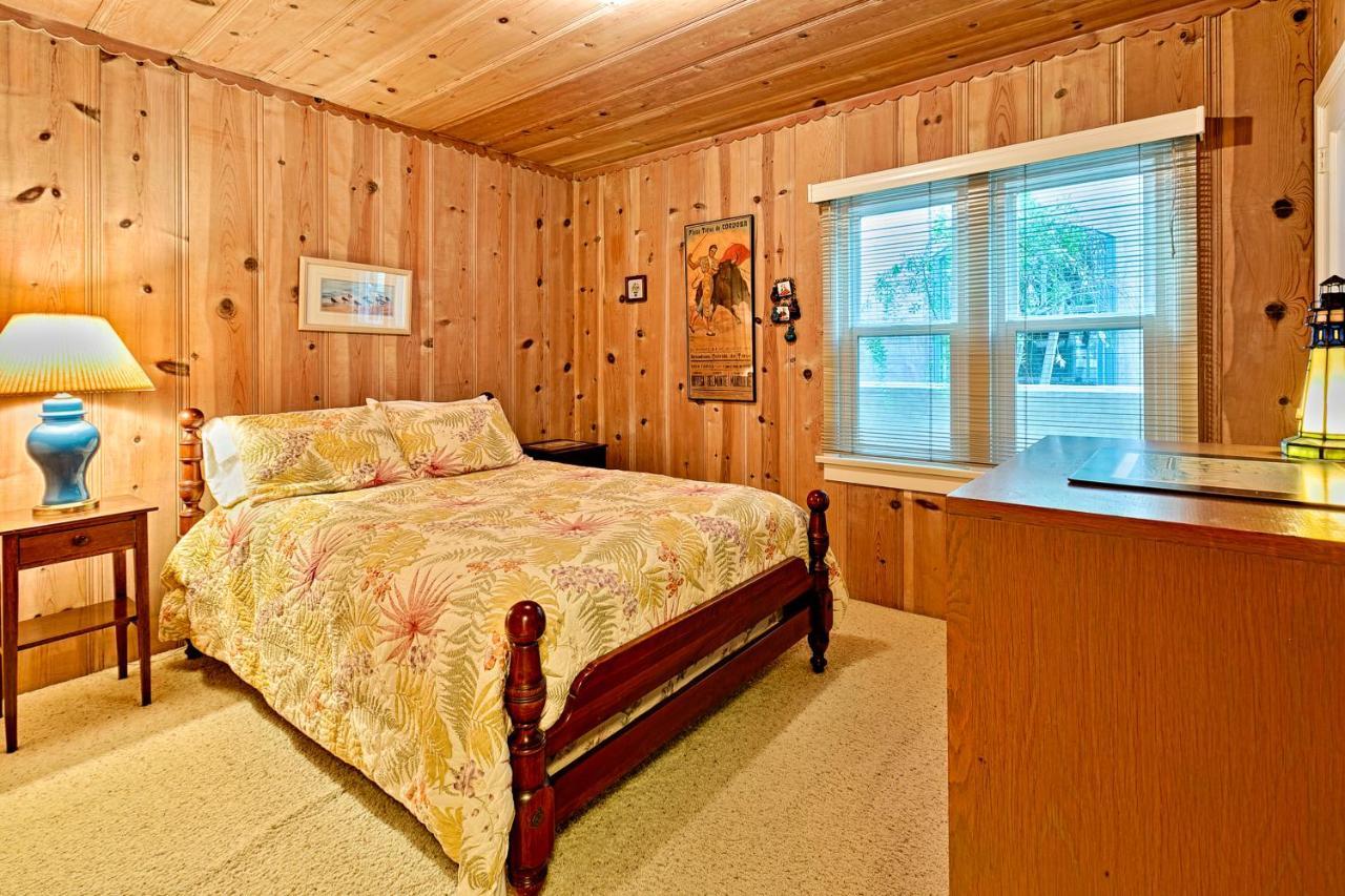 Holiday home Coral House