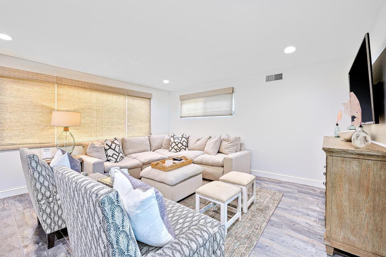 Balboa Island Diamond Compound Holiday home Newport Beach