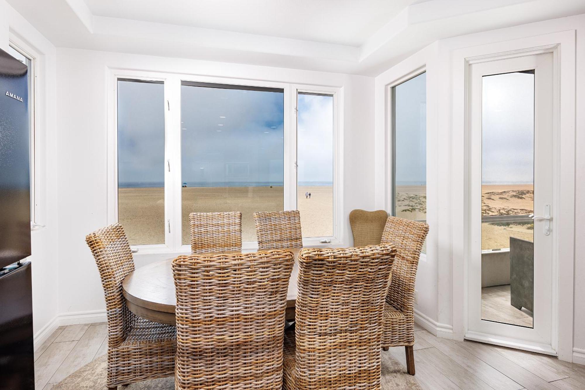 204 E Oceanfront * Newport Beach