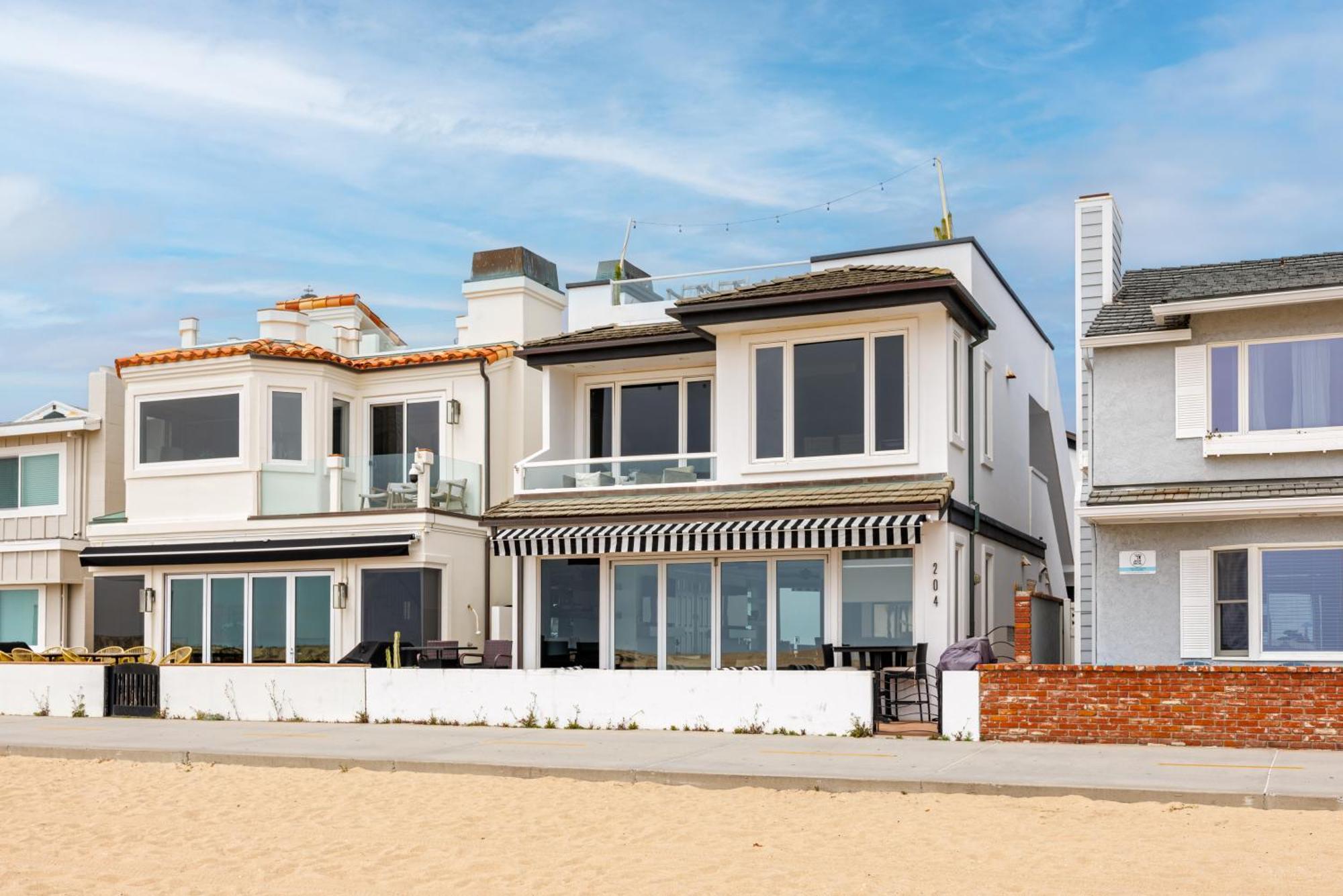 204 E Oceanfront Newport Beach
