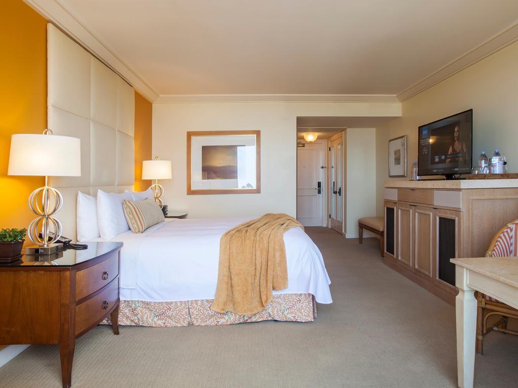 Hotel Fashion Island