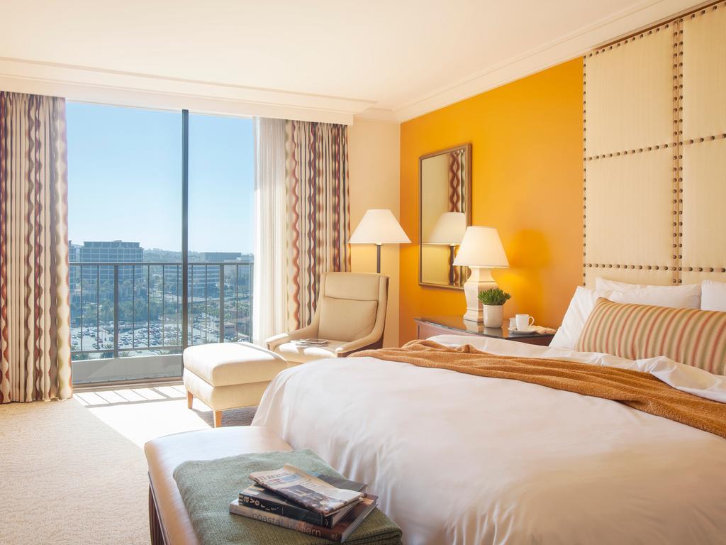 Fashion Island 5*